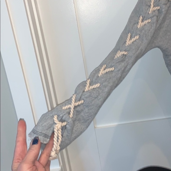 Free People Lace up Detail sweatshirt SZ M - Picture 4 of 6